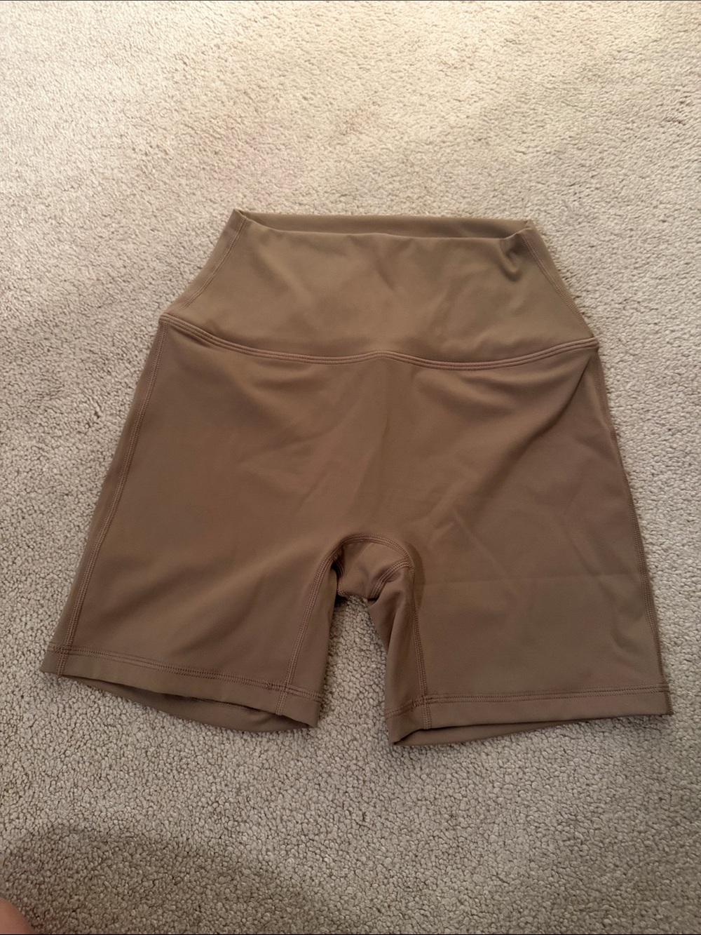 SET ACTIVE shorts. High-Waist Women’s Biker Shorts in Brown